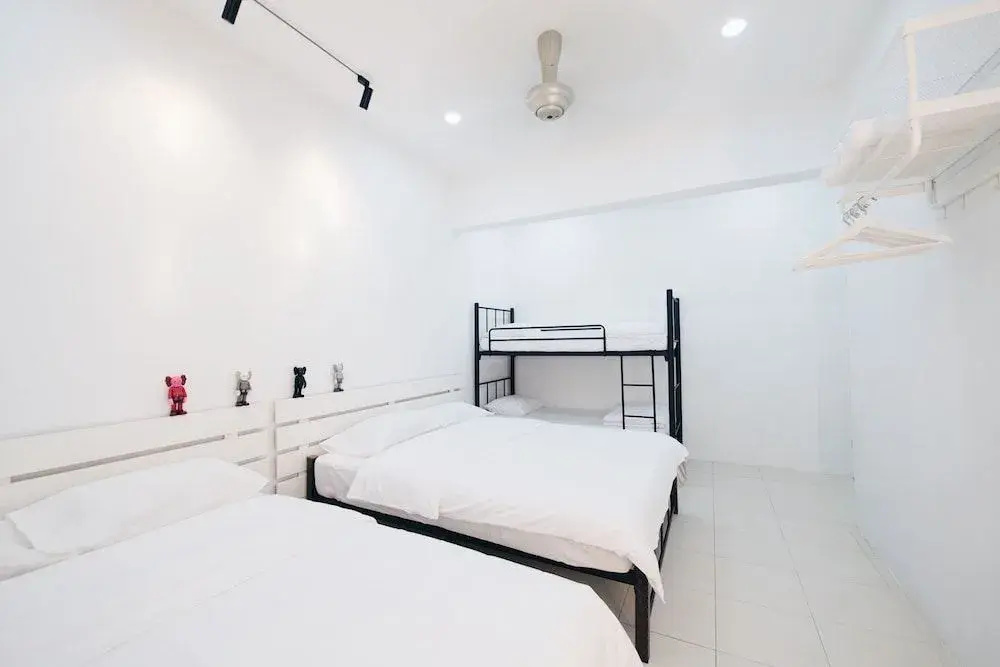 White Cottage Guest House