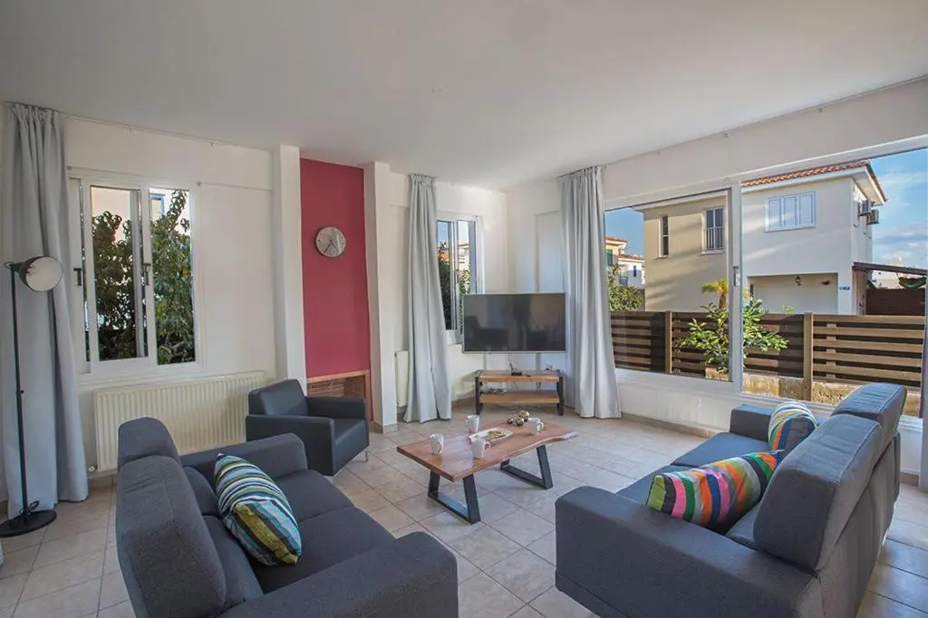 Villa Ayia Triada, Beautiful 5Bdr Villa With Pool, Close To All Beaches
