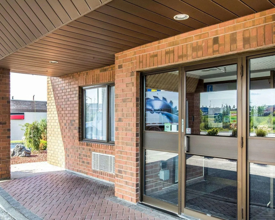 Comfort Inn East