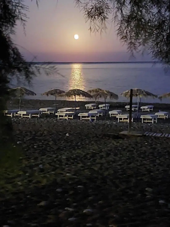 Gennadi Beach Apartments
