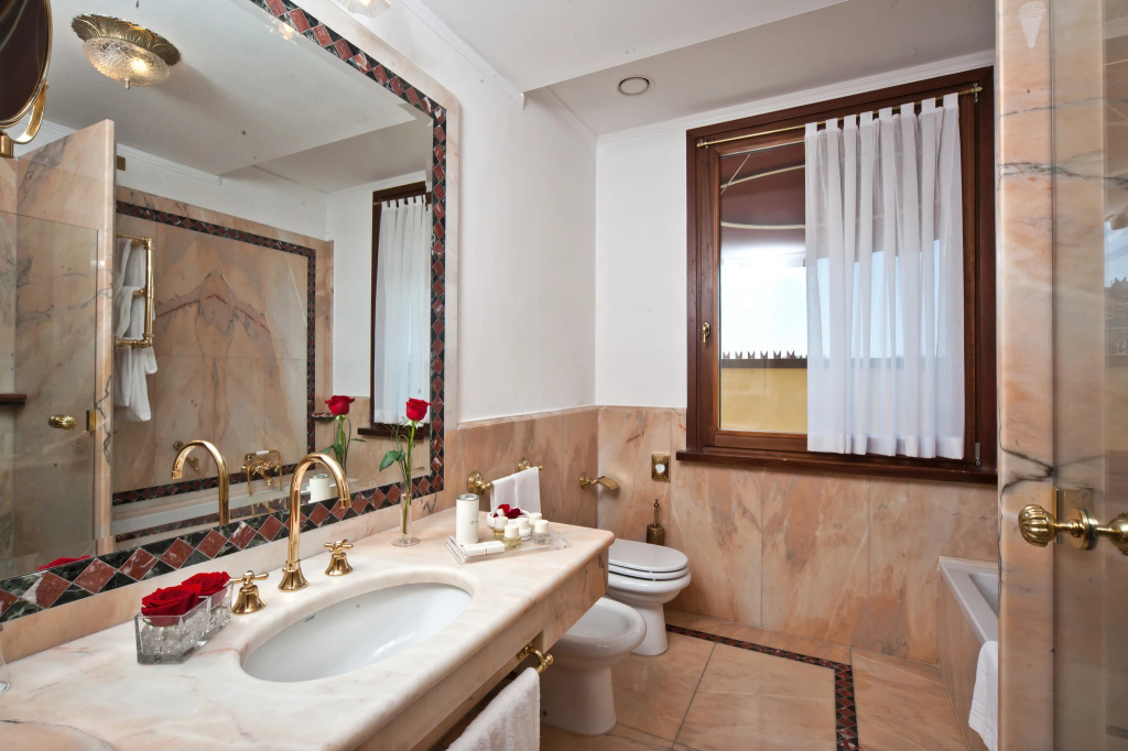 Due Torri Hotel