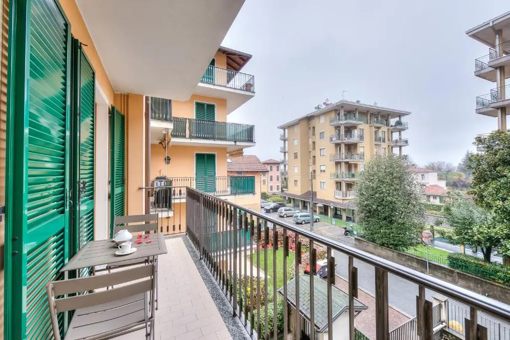 The Modern Apartment In Stresa