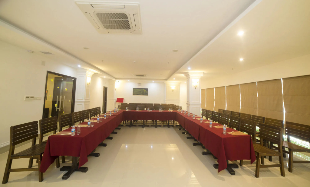Edele Hotel Nha Trang Beach