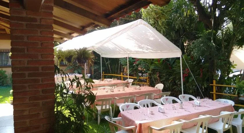 Hotel Uke Inn Terán