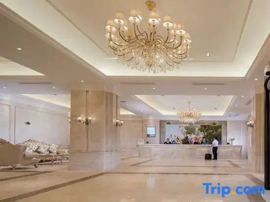 Vienna International Hotel (Guiyang Qingzhen Gaoyuan Mingzhu Junyueguoji)