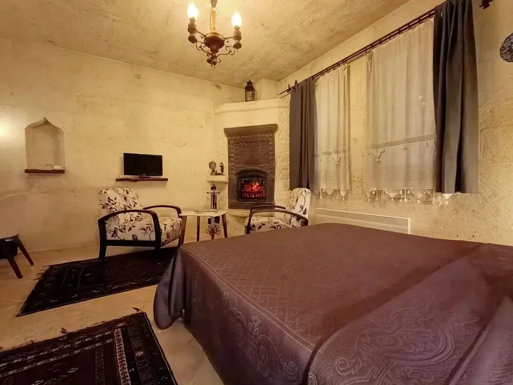 Apex Cave Hotel