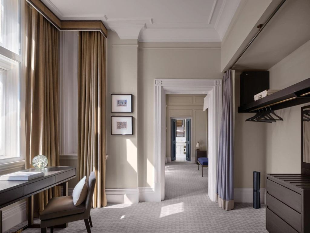 Kimpton Fitzroy London by IHG