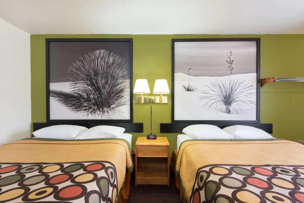 Simple Rewards Inn