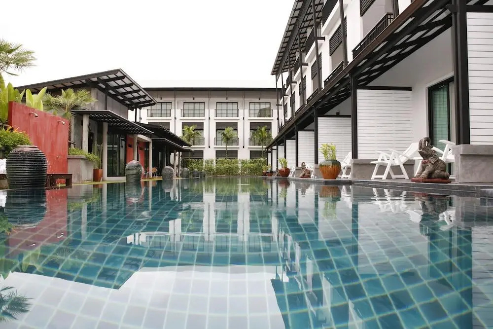 Phu-Ke-Ta, The Hip Service Apartment & Hotel