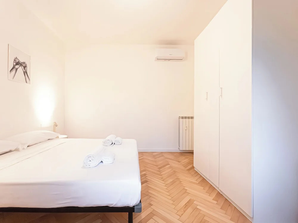 RRRapido Sant Ambrogio Suites and Rooms - Via Olona