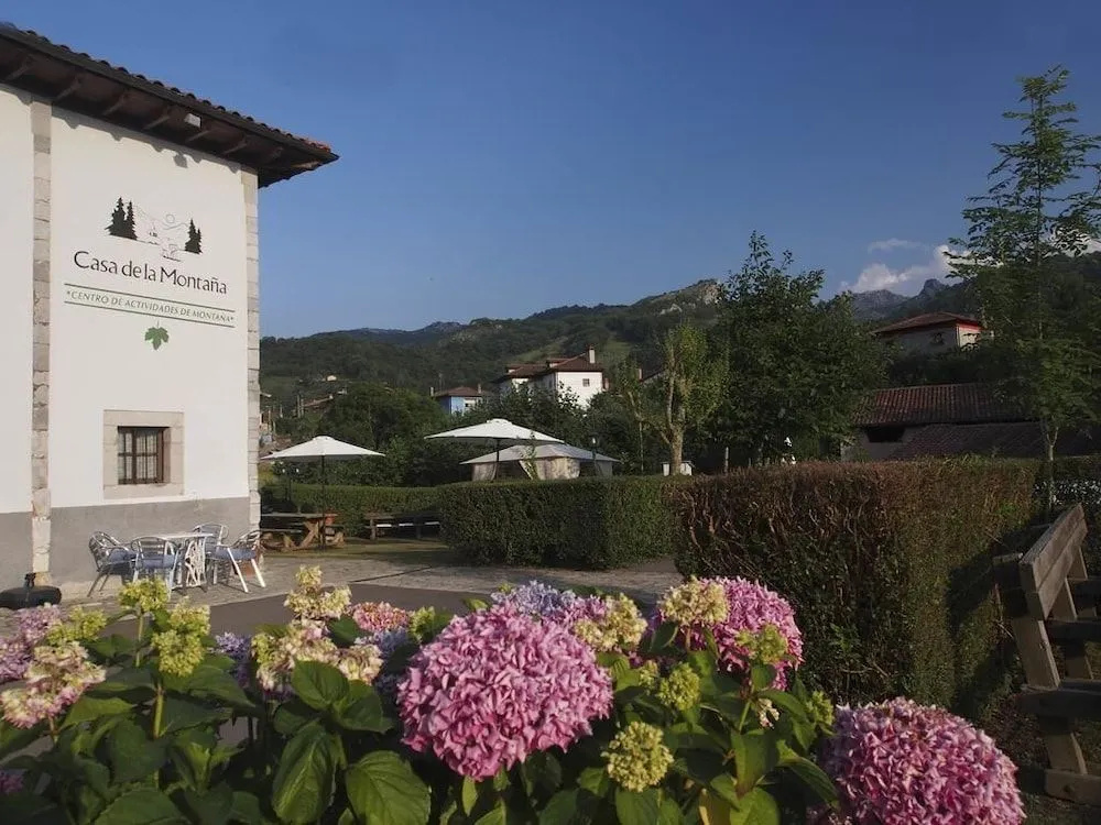 Casa de la Montaña Albergue Turístico