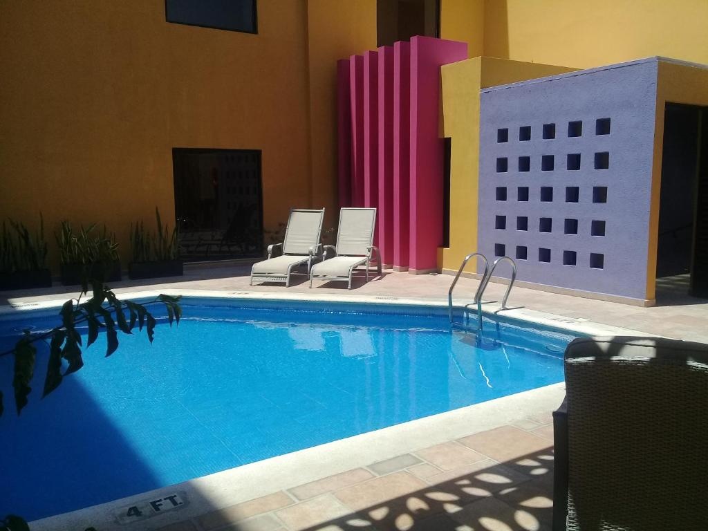 Hotel Plaza Colonial