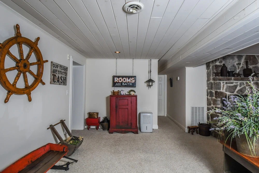 Quiet Retreat 4 Bedroom House