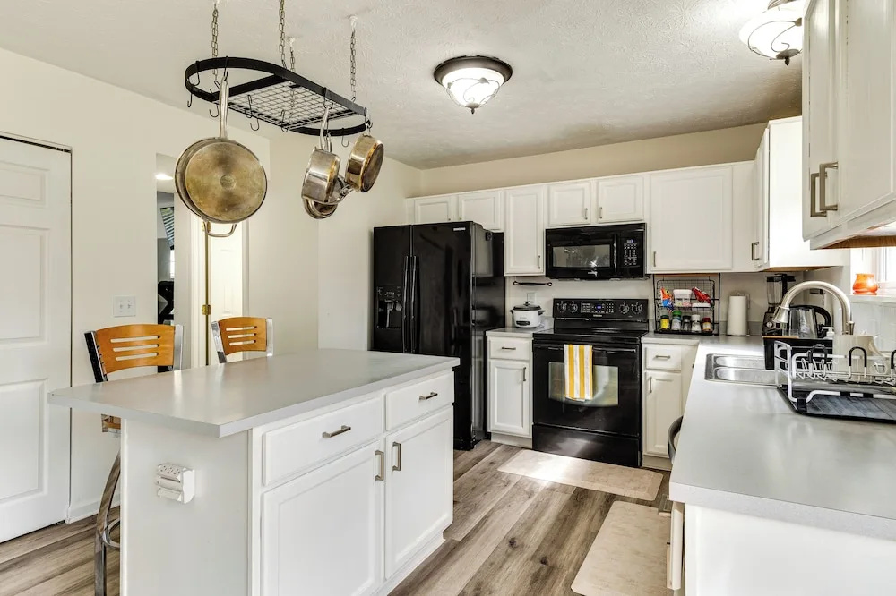 Indianapolis Rental Home w/ Gym: Near Speedway