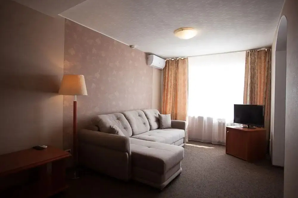 Chelyabinsk 4th Floor Hotel