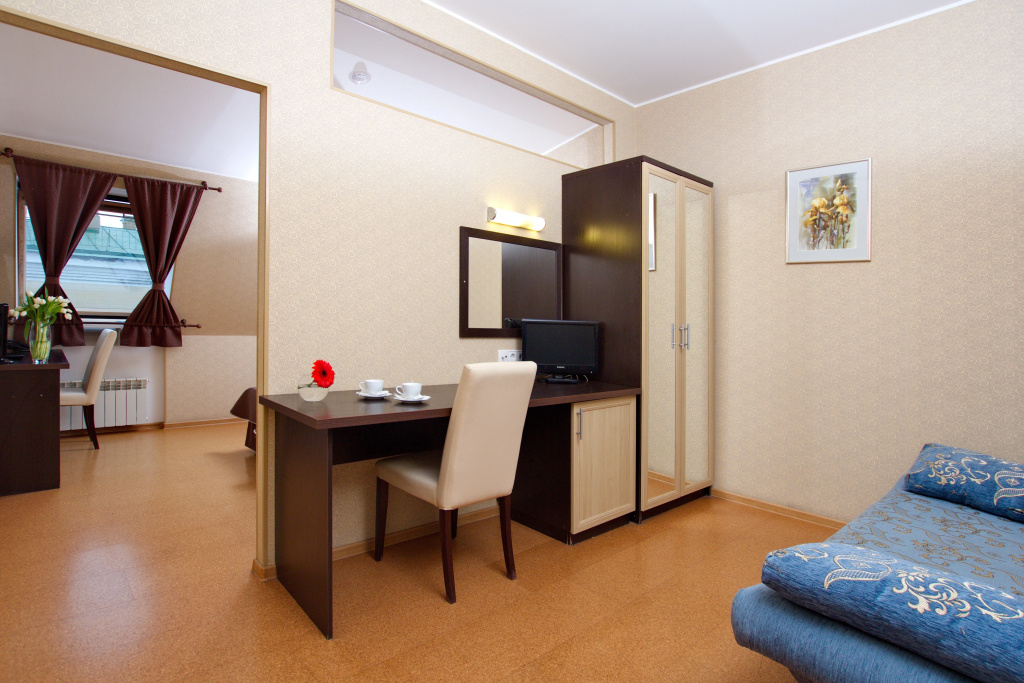 Nevskij Briz Otel'