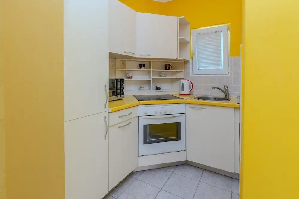 Apartment Mahnet