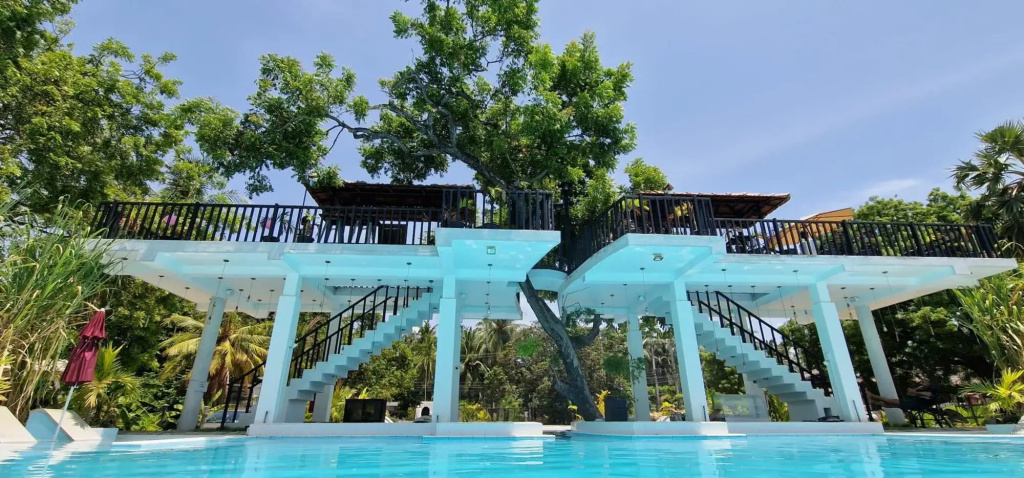 Lucky Beach Resort