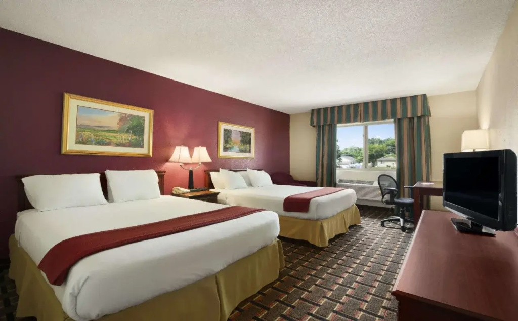 Baymont Inn & Suites Lincoln
