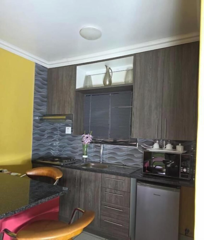 DreamWest Living Guesthouse