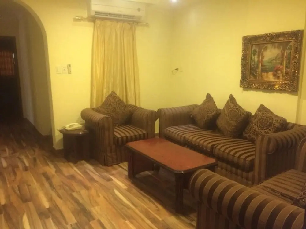 AlToot Palace Furnished Apartments 4