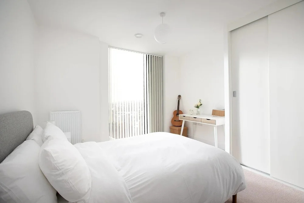 Modern 2 bed for 4 Guests - 15 Mins to LDN Bridge!