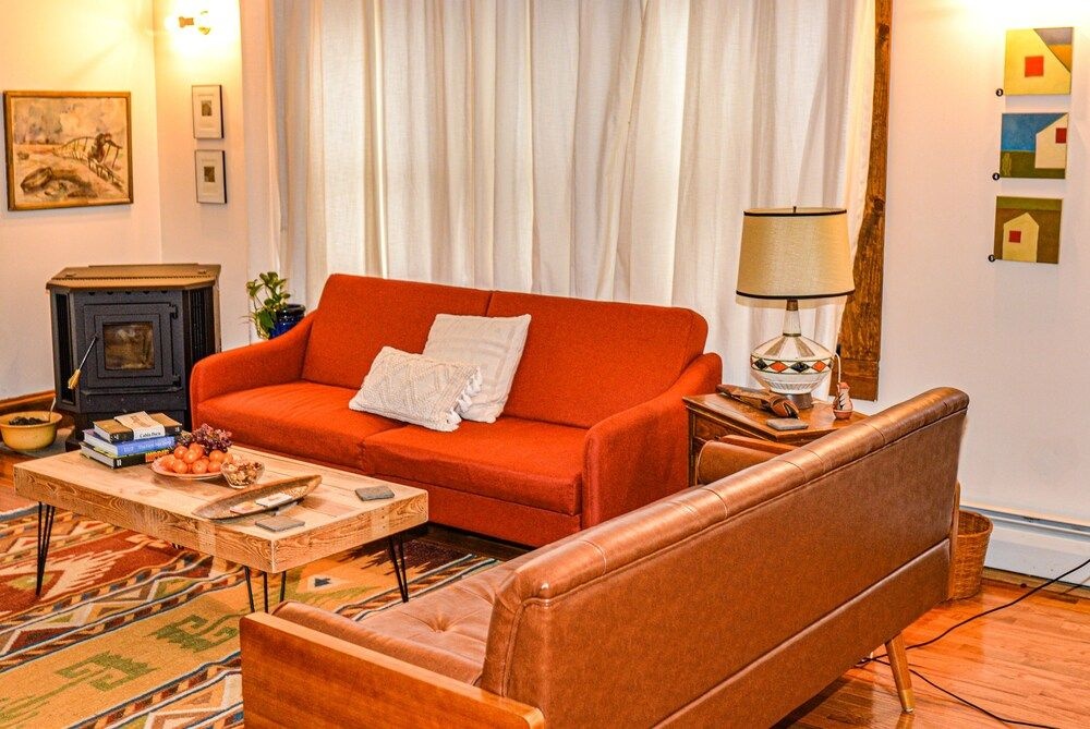 Arts Inn