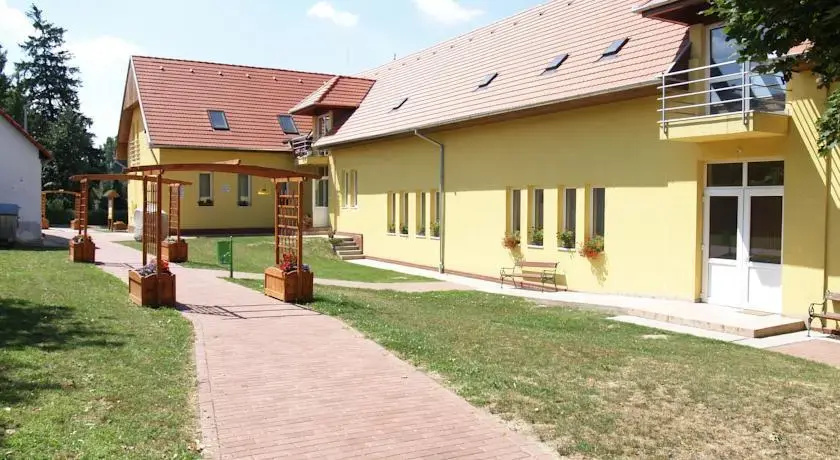 Alsómocsoládi Vendégház