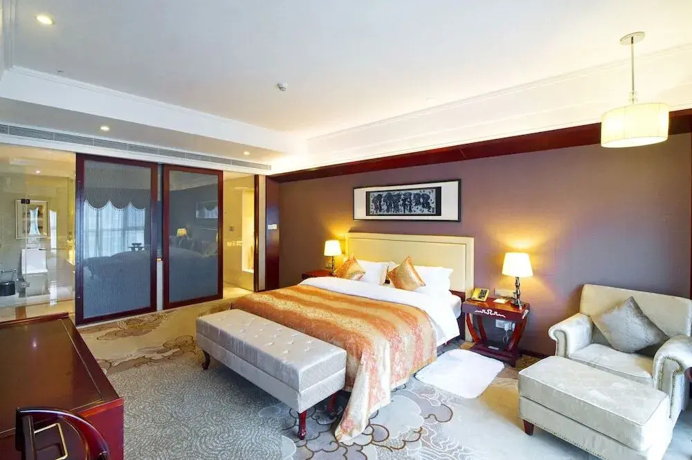 Dizhonghai Hotel
