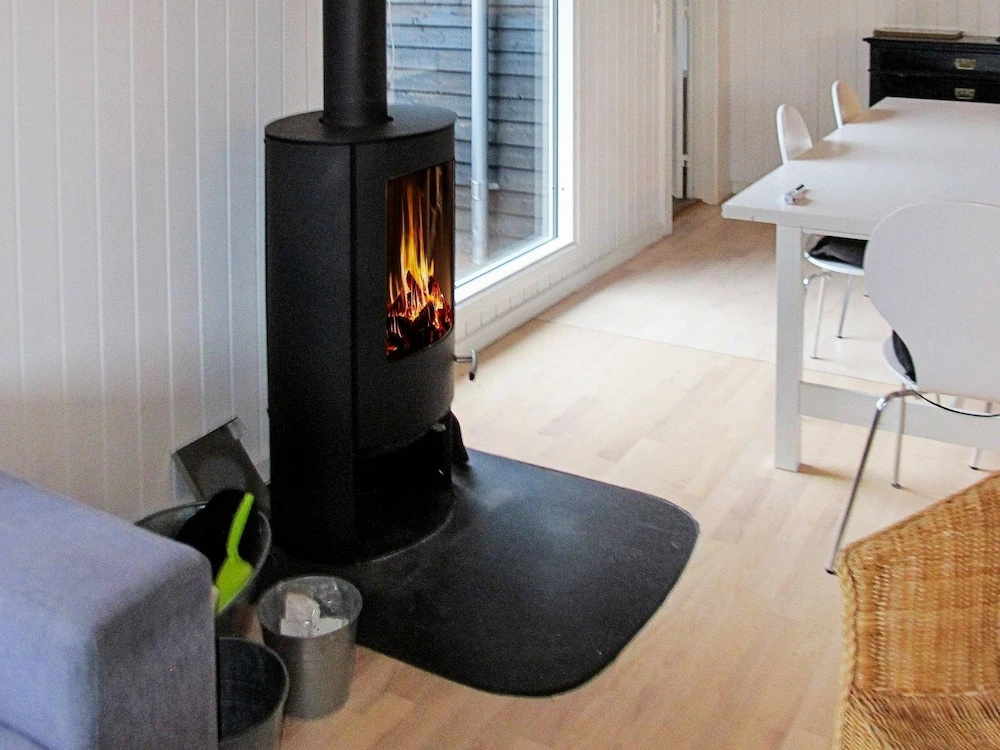Garden View Holiday Home in Storvorde near Sea