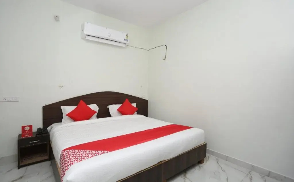 khush khush hotel