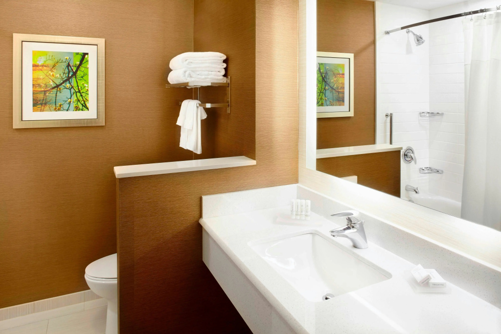 Fairfield by Marriott Inn & Suites Wheeling at The Highlands