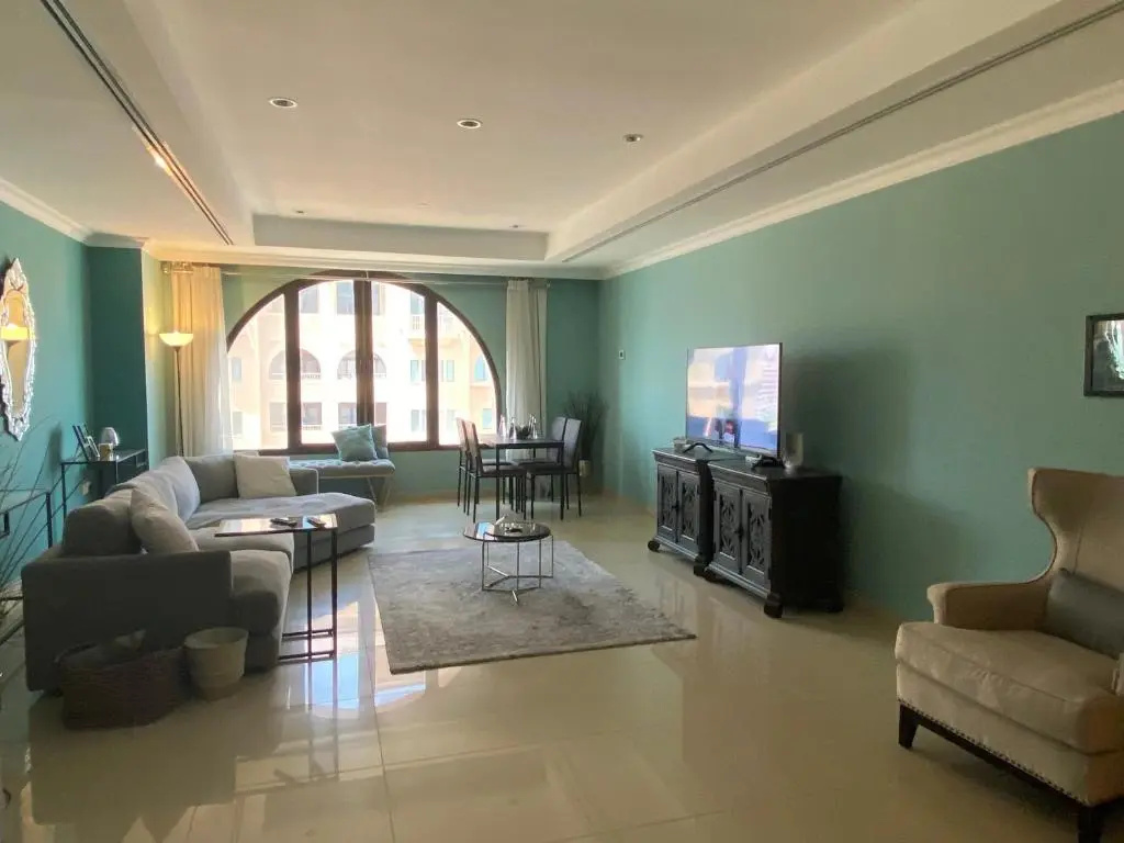 2 Bedroom Flat in the Heart of Qatar Pearl