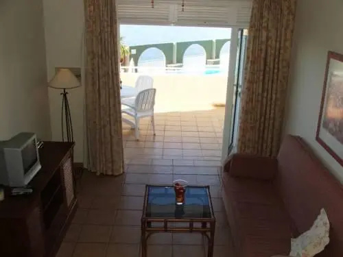La Muralla Apartamentos