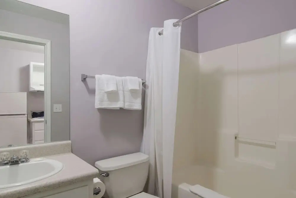 Savannah Suites