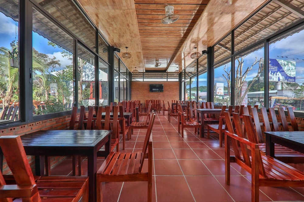 La Paloma Resort