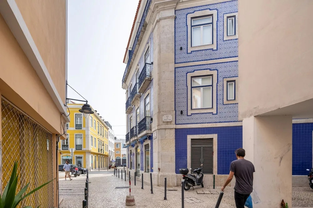 Ando Living - Abrantes 10 House