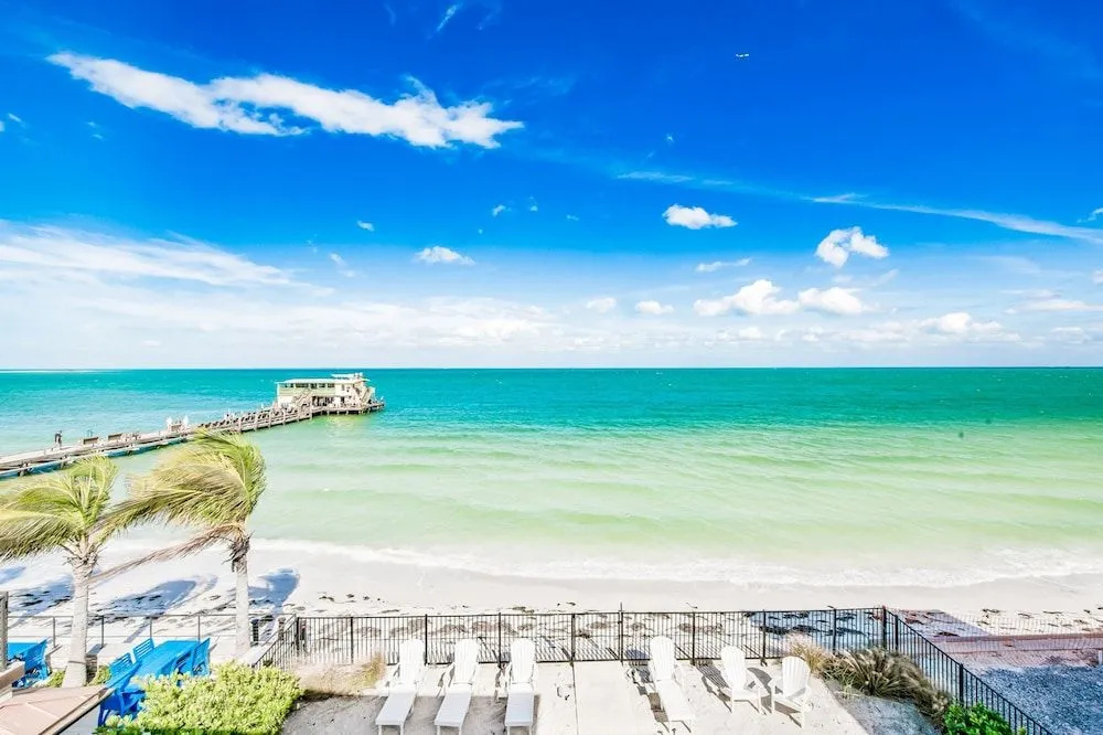 Bay View Beauty