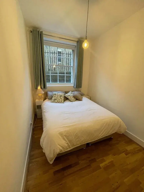 Spacious 1BD Flat - Next to Richmond Riverside!
