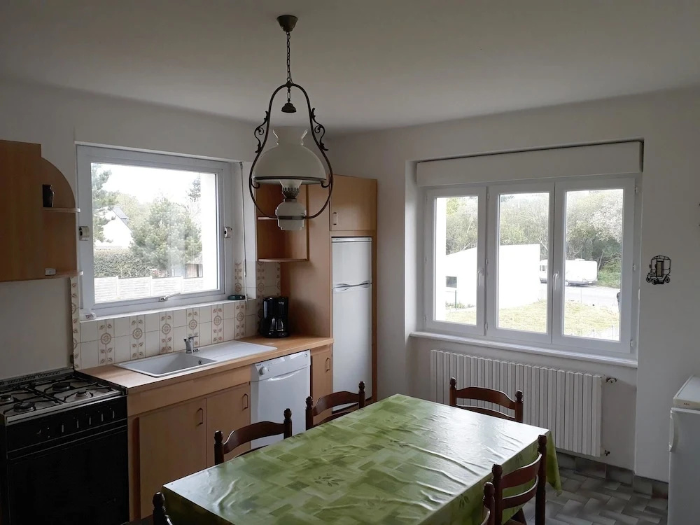 House With 5 Bedrooms in Crozon, With Enclosed Garden and Wifi - 400 m