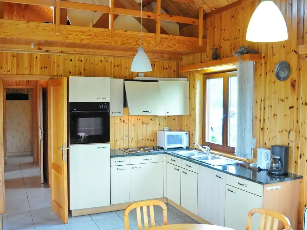 Bungalow in Peaceful Environment
