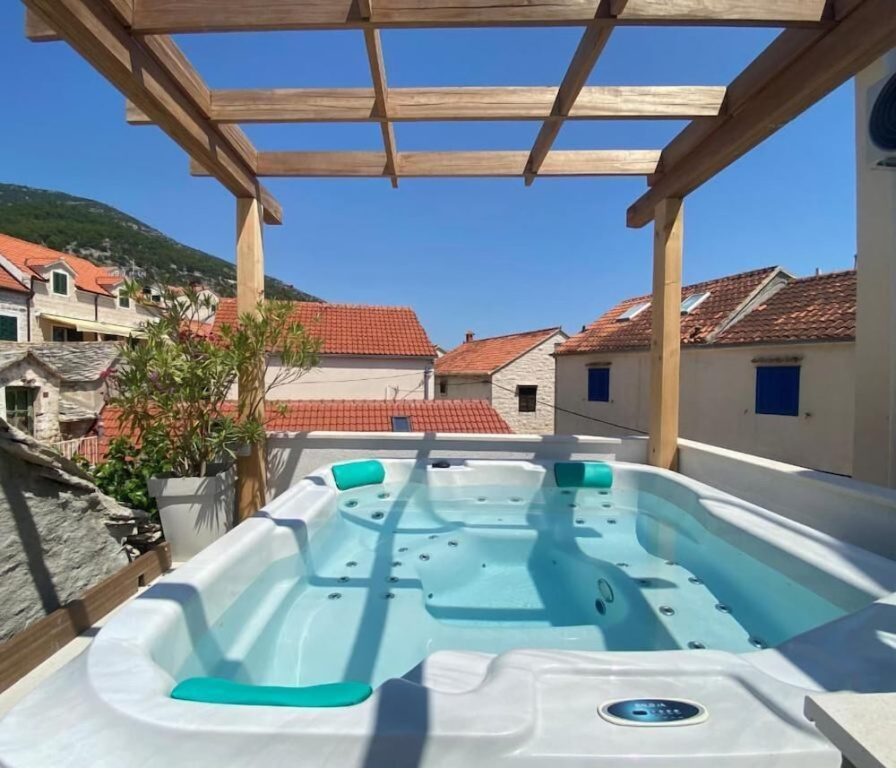 Villa de Blue 2