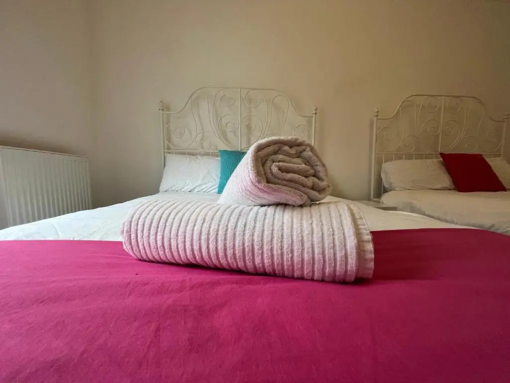 Love Island apartment 5 min walk from Blackpool tower sleeps 12