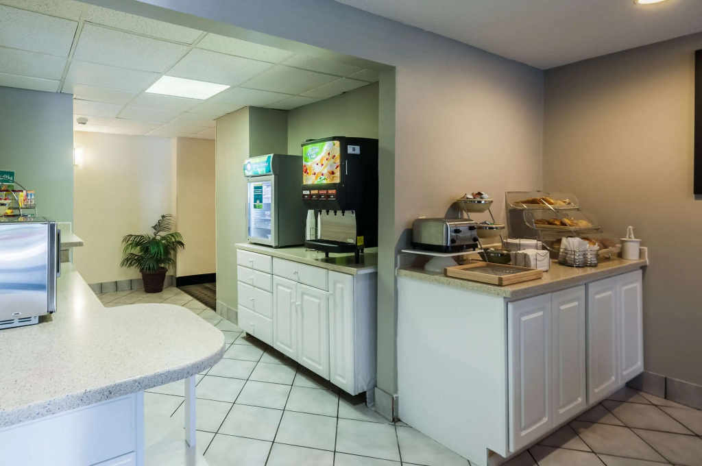 Quality Inn Solomons - Beacon Marina