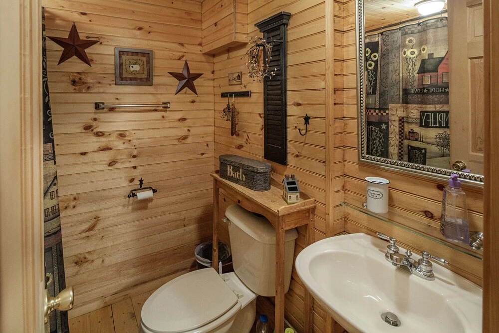 Jalyns Treehouse by Eagles Ridge Resort