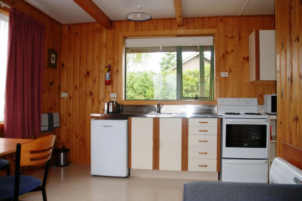 The Chalets Motel