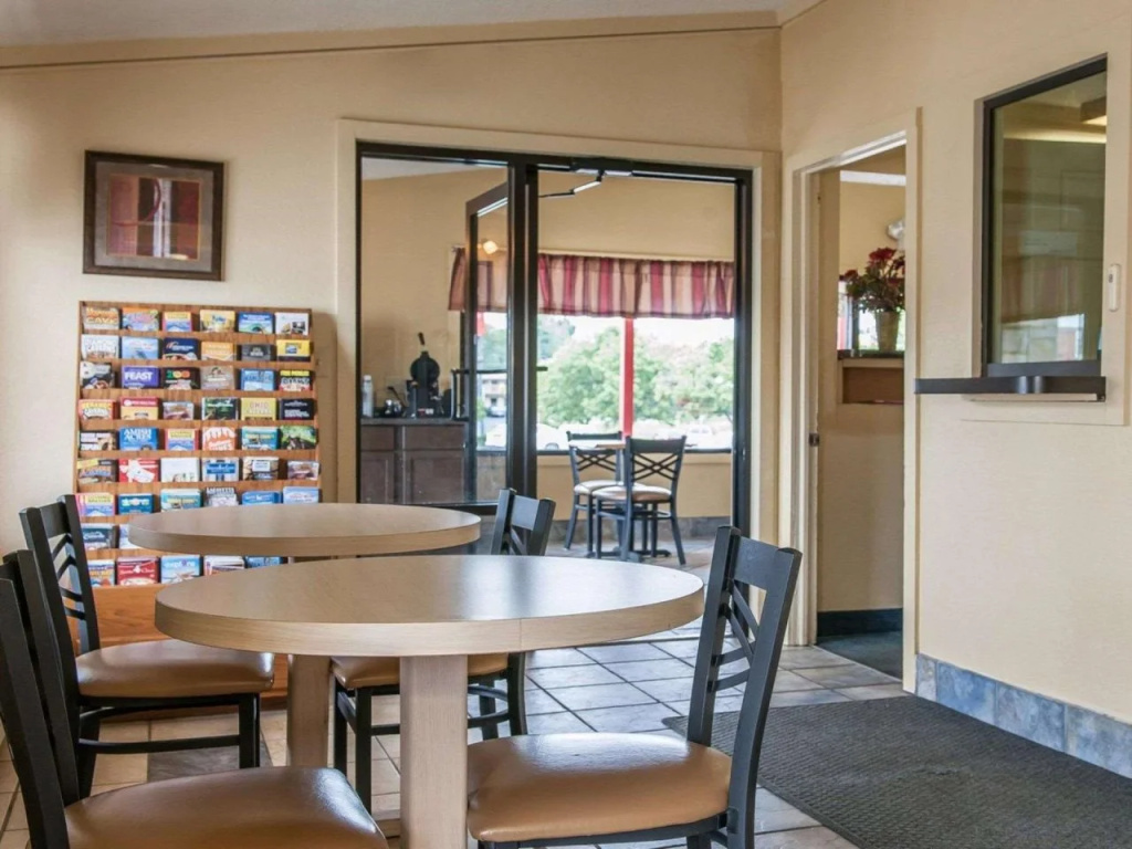 Econo Lodge Richmond