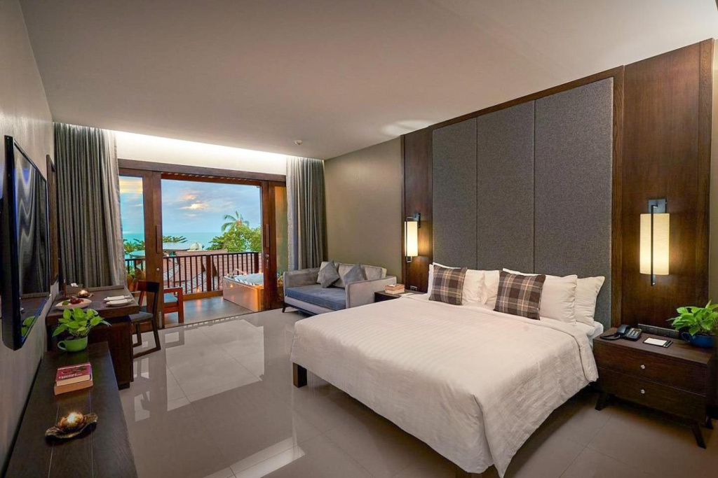Khanom Beach Resort And Spa