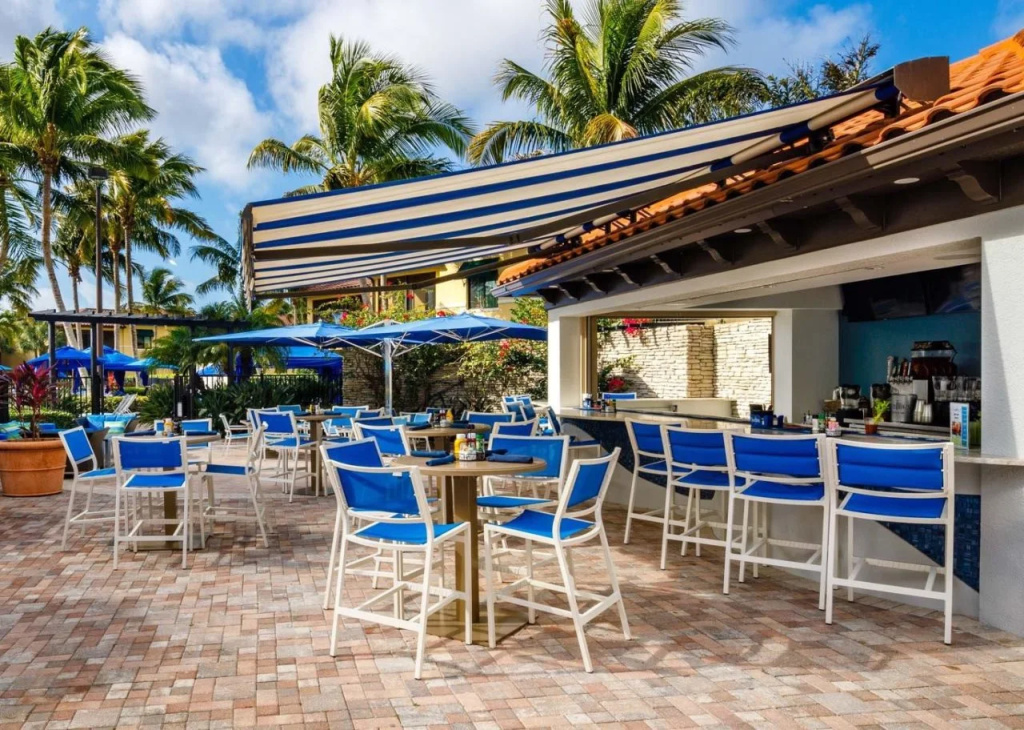 Naples Bay Resort and Marina