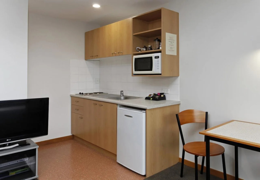 306 Motel Apartments